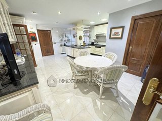 Piso en venta en Plaza España - Villa Pilar - Reyes Católicos - Vadillos en Burgos