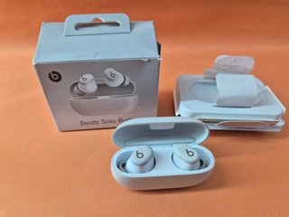 Beats Solo Buds Auriculares Bluetooth Gris