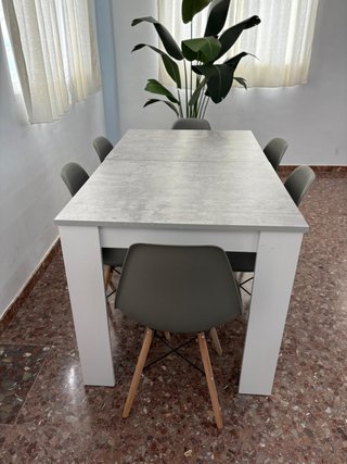 Mesa extensible con 6 sillas - ENVIO GRATIS