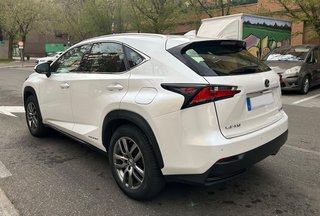 Lexus NX 300h