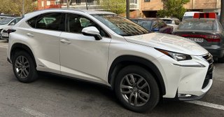 Lexus NX 300h