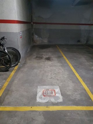 Garaje en venta en Olot