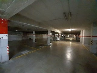 Garaje en venta en Olot