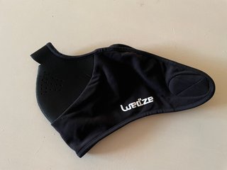 Máscara de esquí negra