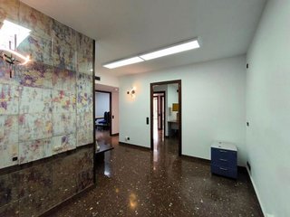 Oficina en alquiler en La Nova Esquerra de l'Eixample en Barcelona
