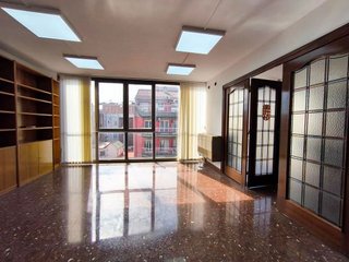 Oficina en alquiler en La Nova Esquerra de l'Eixample en Barcelona
