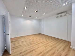 Local comercial en alquiler en Castellarnau - Can Llong en Sabadell