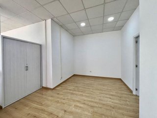 Local comercial en alquiler en Castellarnau - Can Llong en Sabadell