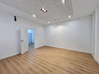 Local comercial en alquiler en Castellarnau - Can Llong en Sabadell