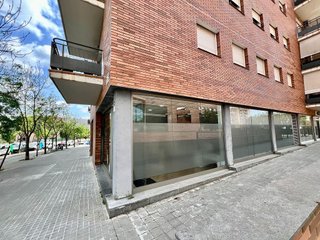 Local comercial en alquiler en Castellarnau - Can Llong en Sabadell