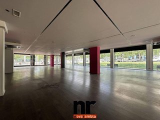 Local comercial en alquiler en La Clota - Zona industrial en Cerdanyola del Vallès