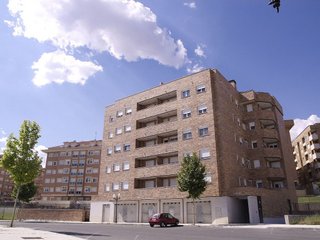 Local comercial en alquiler en Universidad en Ávila