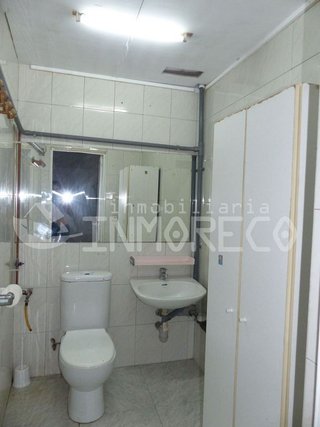 Local comercial en alquiler en Centro en Torrelavega