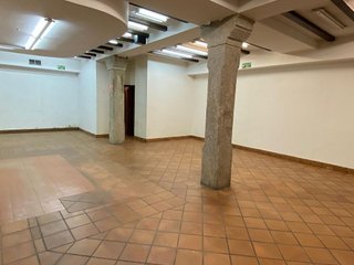 Local comercial en alquiler en Centro en Ourense