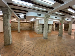 Local comercial en alquiler en Centro en Ourense