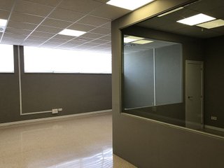Oficina en alquiler en El Barral Ferial en Coslada