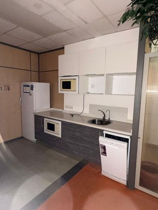 Oficina en alquiler en Colores - Entreparques en Sevilla