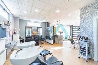 Local comercial en alquiler en Tenderina Baja - Ventanielles en Oviedo