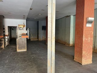 Local comercial en alquiler en Zona Centro - Ambulatorio en Paiporta