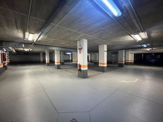 Garaje en alquiler en Echavacóiz en Pamplona