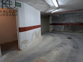 Garaje en alquiler en Carolinas Bajas en Alicante