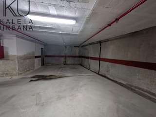 Garaje en alquiler en Carolinas Bajas en Alicante