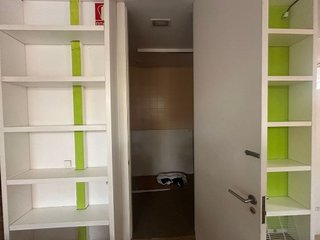 Local comercial en alquiler en Ensanche en Pamplona