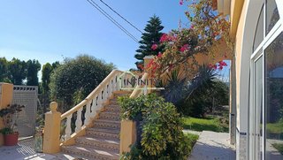 Chalet en venta en Oliva Playa en Oliva
