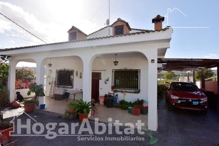 Chalet en venta en Picassent