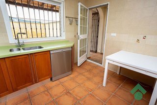 Casa adosada en venta en La Granja-La Colina-Los Pastores en Algeciras