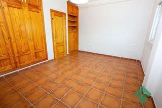 Casa adosada en venta en La Granja-La Colina-Los Pastores en Algeciras
