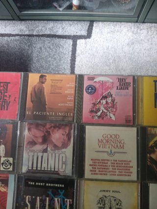 Lote D: 32 CDs Bandas Sonoras Originales Películas