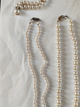Conjunto de collares y pulsera perlas