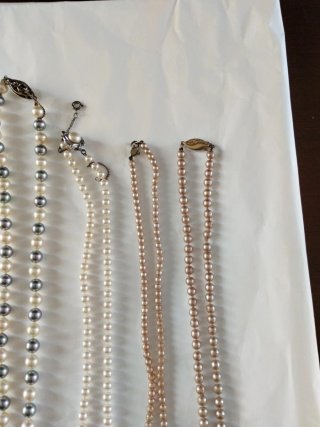 Conjunto de collares y pulsera perlas