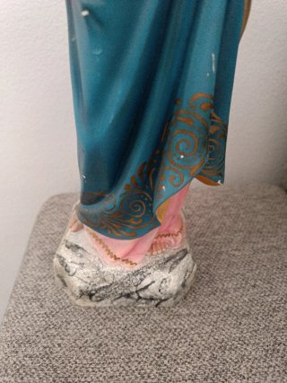 Virgen con Niño y Aureola. 37 altura