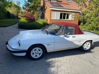 Alfa Romeo Spider 1989