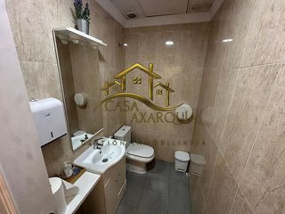 Local comercial en venta en Paseo Marítimo de Levante en Vélez-Málaga