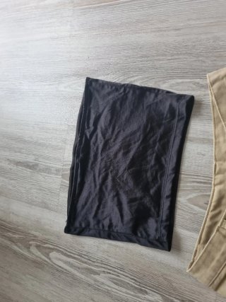 Top satén Pull&Bear negro