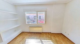Estudio en venta en Numancia en Madrid