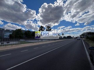 Local comercial en venta en Rafelbuñol/Rafelbunyol