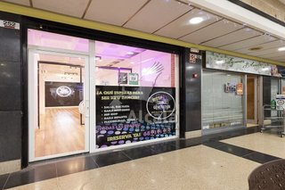 Local comercial en venta en Val en Alcalá de Henares