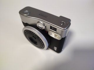 Cámara Fujifilm Instax Mini 90 Neo Classic