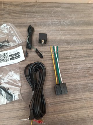 JC400P 4G WiFi Dashcam Monitor Remoto