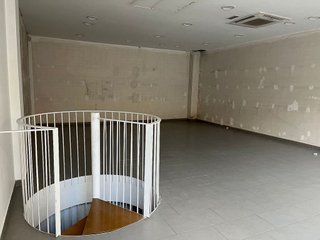 Local comercial en alquiler en Centre - Joan Prim en Granollers