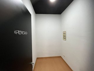 Local comercial en alquiler en Eixample Nord – La Devesa en Girona