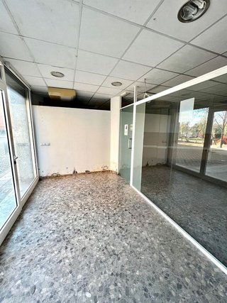 Local comercial en alquiler en Torrent Ballester en Viladecans