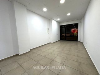 Local comercial en alquiler en Centre - Joan Prim en Granollers