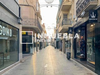 Local comercial en alquiler en Port en Badalona