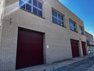 Nave industrial en alquiler en Casco Antiguo en Llíria