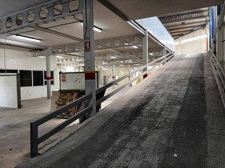 Nave industrial en alquiler en Casco Antiguo en Llíria